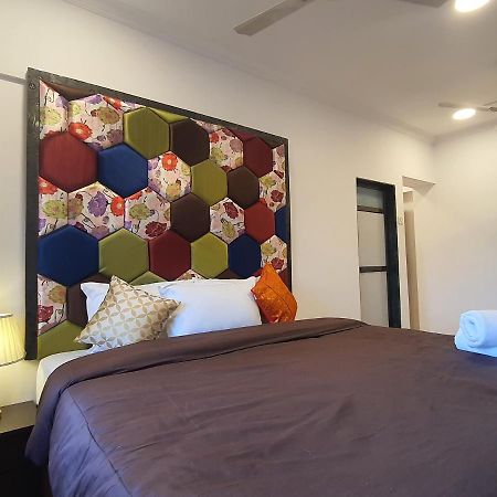Osi Apartments Perry Cross Bandra West ムンバイ エクステリア 写真