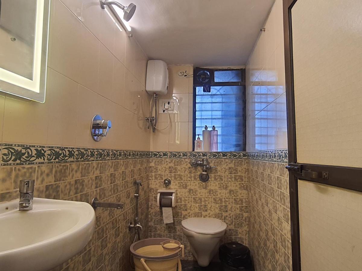Osi Apartments Perry Cross Bandra West ムンバイ エクステリア 写真