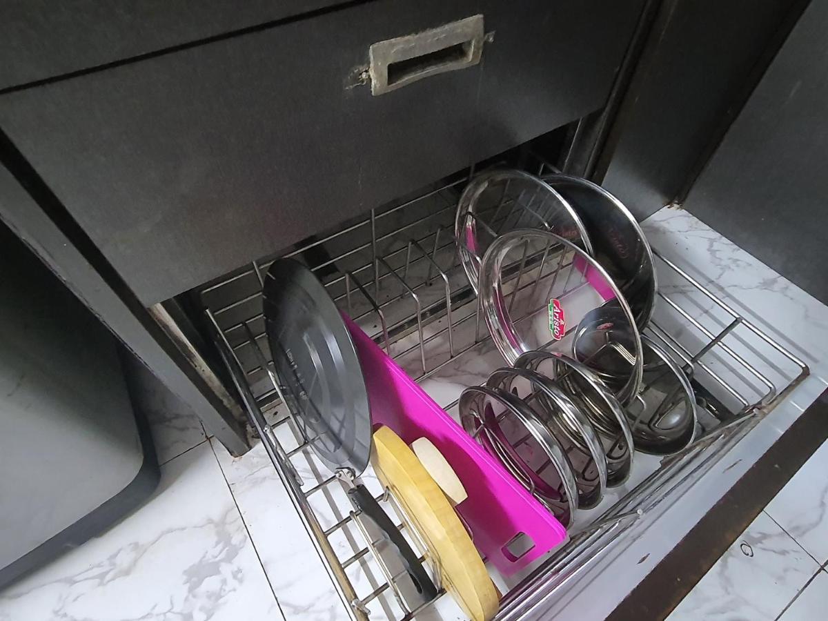 Osi Apartments Perry Cross Bandra West ムンバイ エクステリア 写真