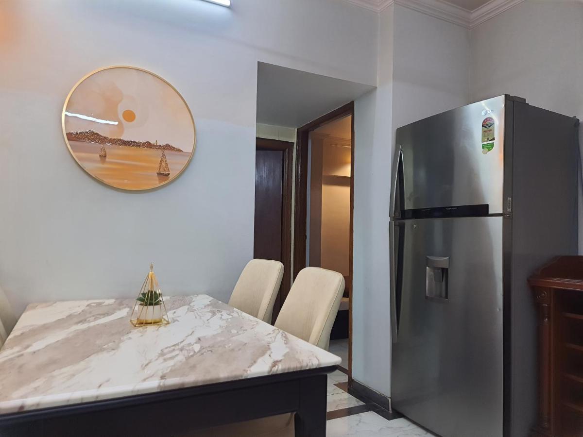 Osi Apartments Perry Cross Bandra West ムンバイ エクステリア 写真